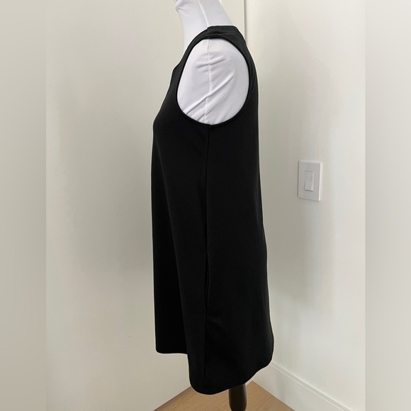 Z SUPPLY Black Mini V Neck Sleeveless Swing A Line Dress Pockets Day to Night - Picture 4 of 13